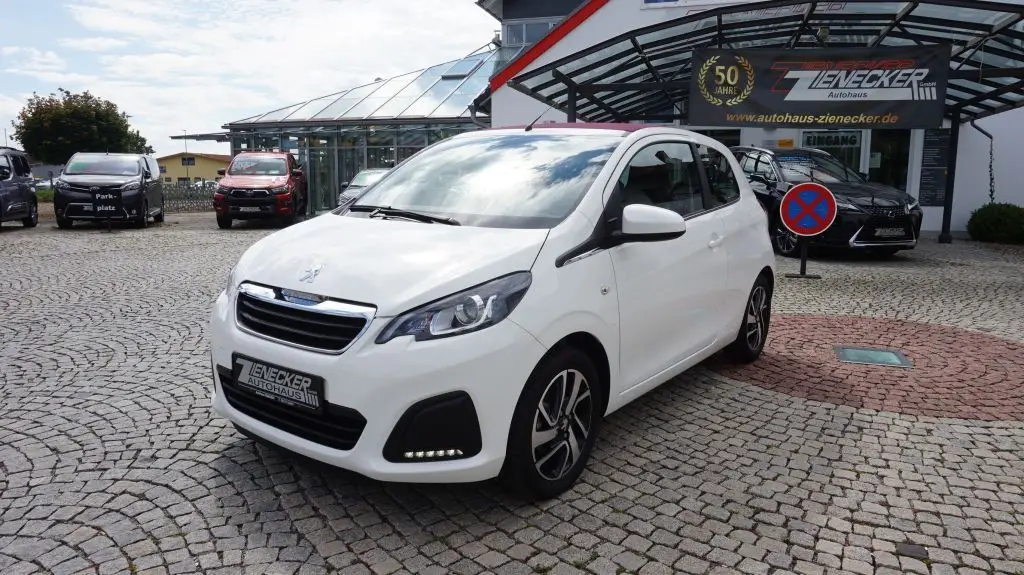 Photo 1 : Peugeot 108 2016 Essence