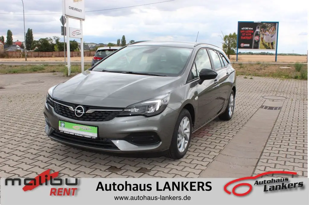 Photo 1 : Opel Astra 2022 Essence