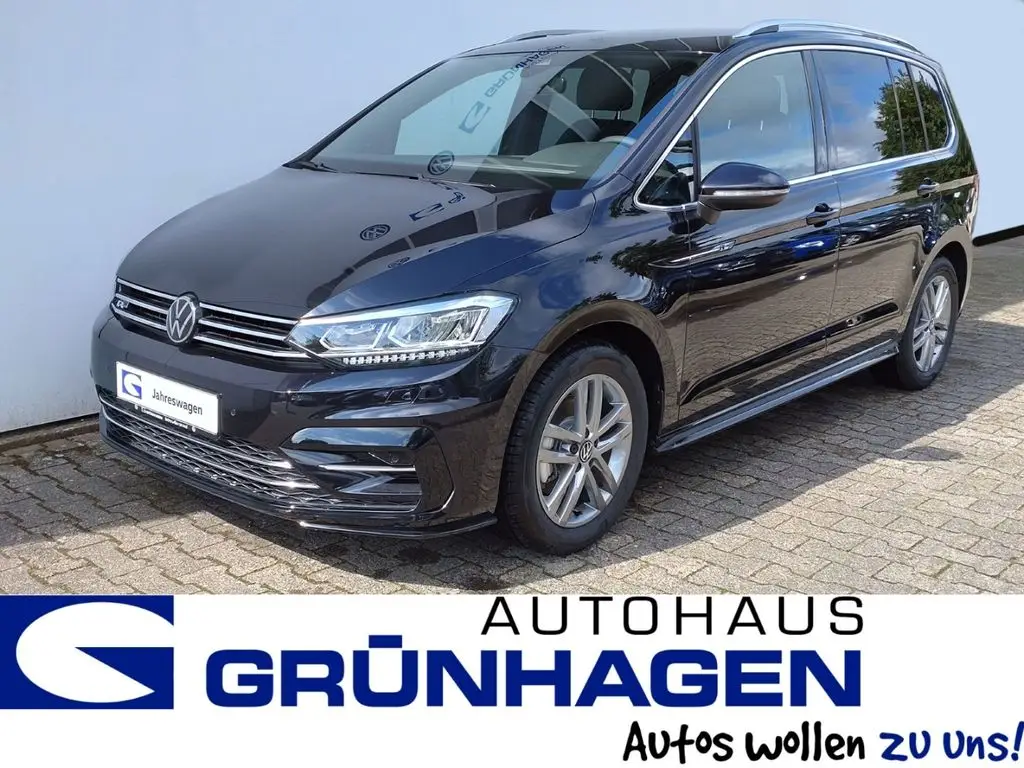 Photo 1 : Volkswagen Touran 2023 Petrol