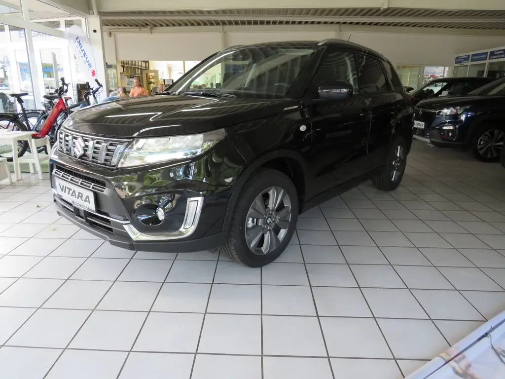 Photo 1 : Suzuki Vitara 2023 Petrol