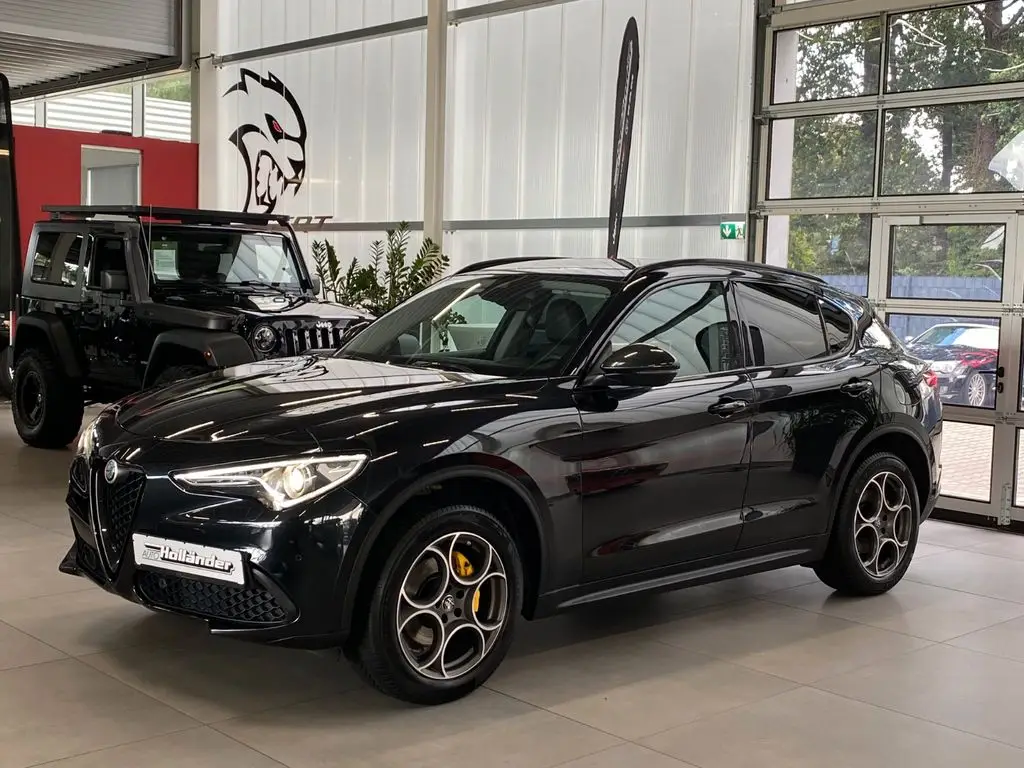 Photo 1 : Alfa Romeo Stelvio 2019 Essence