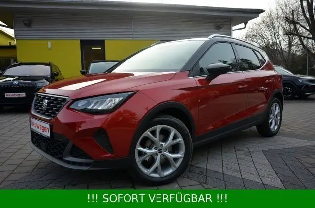 Photo 1 : Seat Arona 2023 Petrol