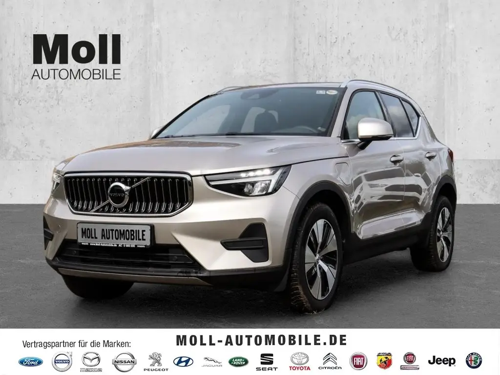 Photo 1 : Volvo Xc40 2022 Hybride