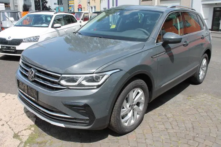 Photo 1 : Volkswagen Tiguan 2023 Diesel