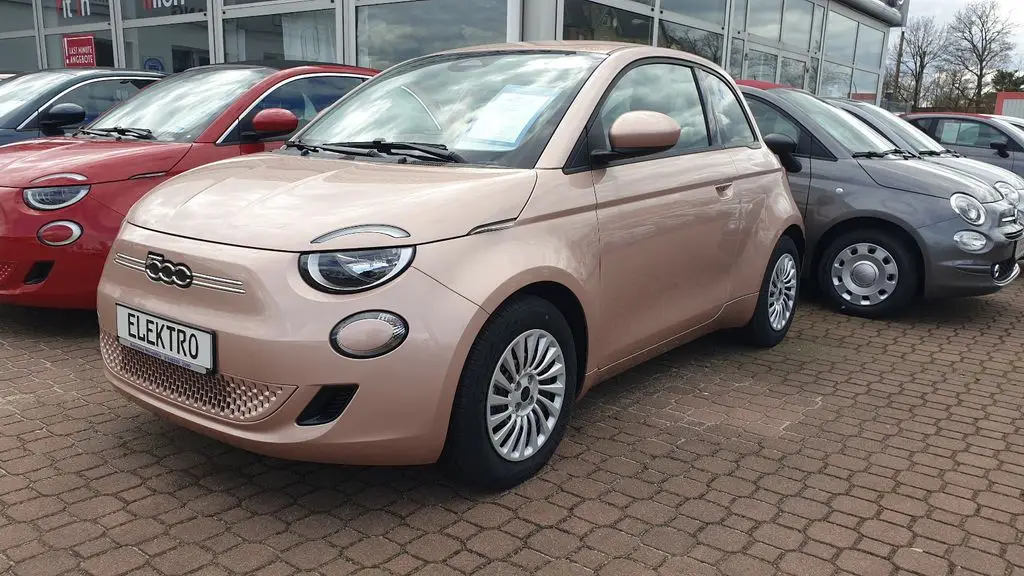 Photo 1 : Fiat 500 2022 Not specified