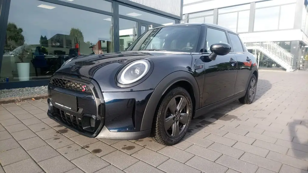 Photo 1 : Mini Cooper 2022 Petrol