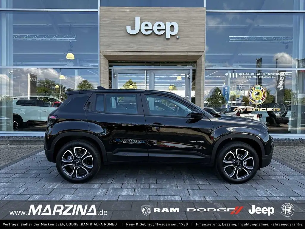 Photo 1 : Jeep Avenger 2023 Petrol