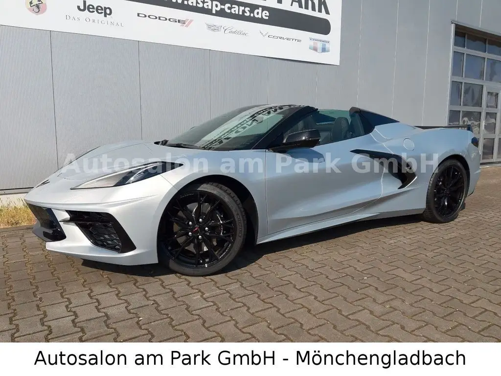 Photo 1 : Corvette C8 2024 Petrol