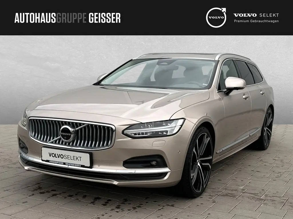 Photo 1 : Volvo V90 2023 Diesel