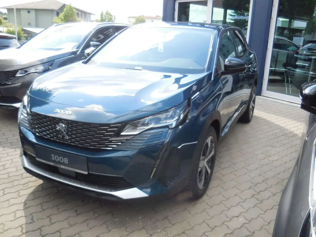 Photo 1 : Peugeot 3008 2023 Petrol