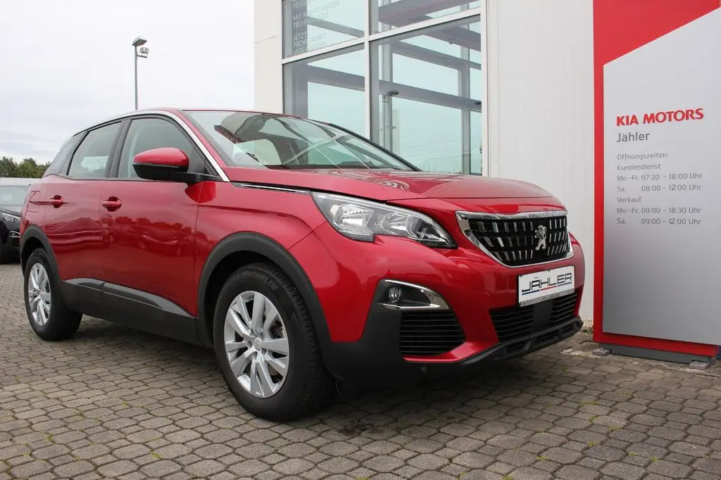 Photo 1 : Peugeot 3008 2019 Petrol