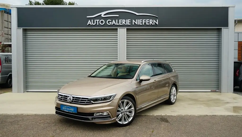 Photo 1 : Volkswagen Passat 2016 Diesel