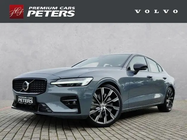 Photo 1 : Volvo S60 2024 Essence