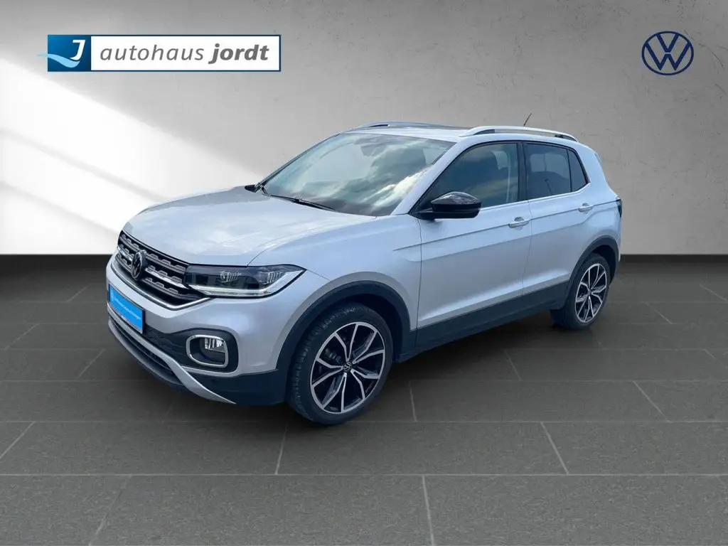 Photo 1 : Volkswagen T-cross 2023 Essence