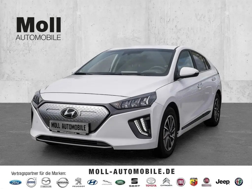 Photo 1 : Hyundai Ioniq 2021 Non renseigné