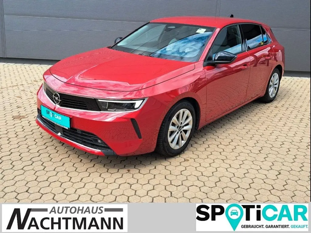 Photo 1 : Opel Astra 2022 Essence