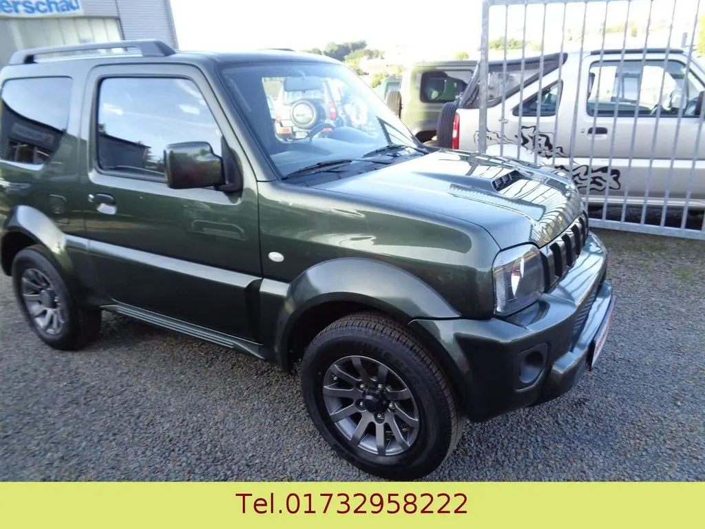 Photo 1 : Suzuki Jimny 2017 Petrol