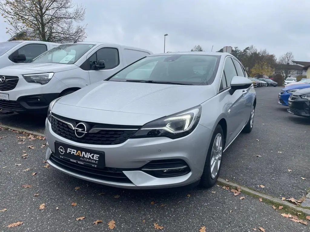 Photo 1 : Opel Astra 2021 Petrol