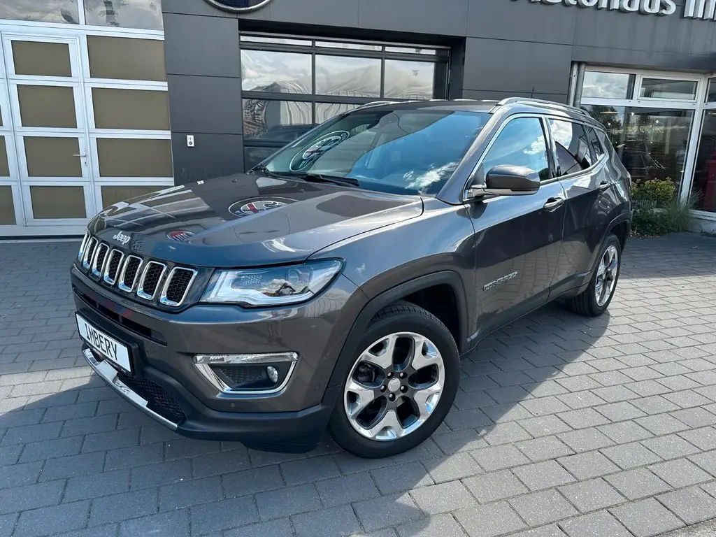 Photo 1 : Jeep Compass 2019 Essence