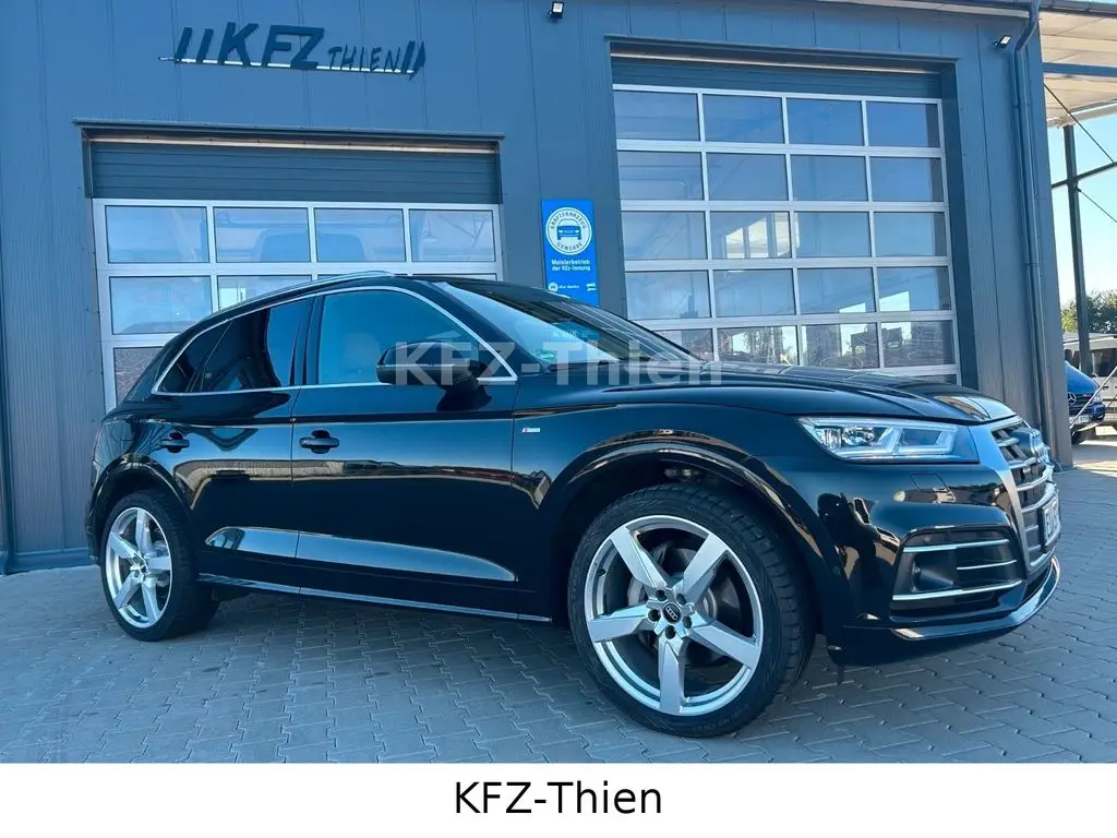 Photo 1 : Audi Q5 2018 Diesel