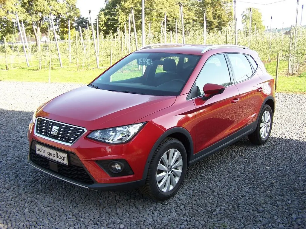 Photo 1 : Seat Arona 2018 Petrol