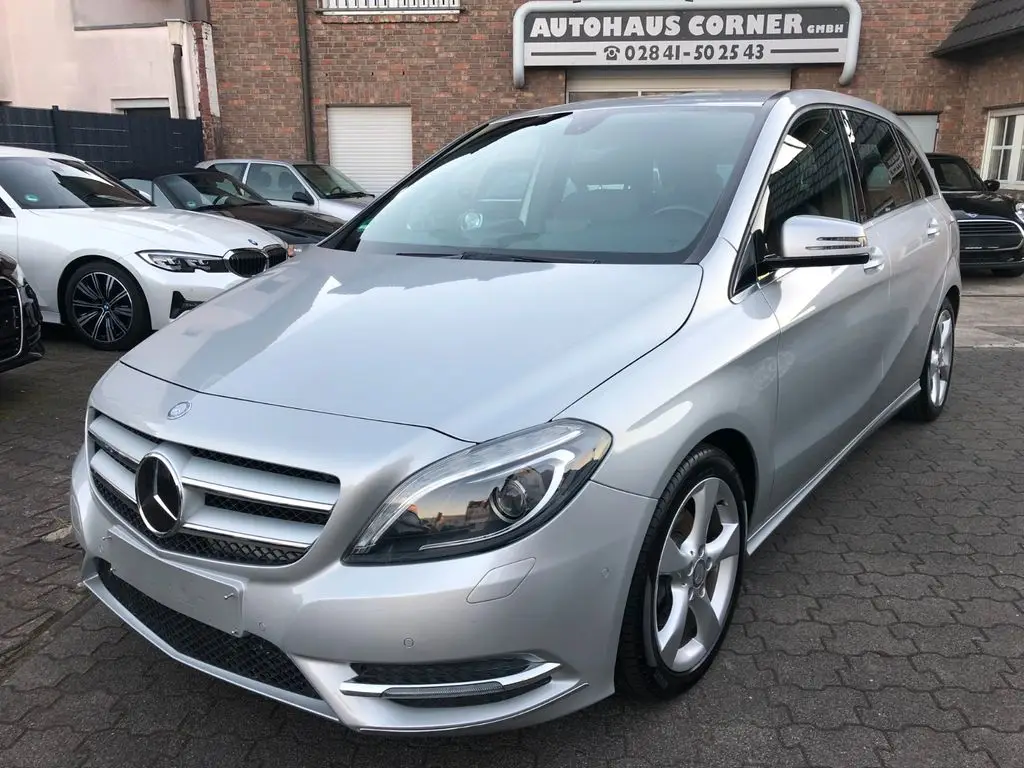 Mercedes Benz Classe B B 180 CDi Sport Paket aktiver Park-Assistent