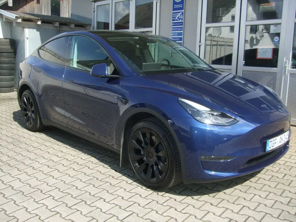 Photo 1 : Tesla Model Y 2022 Not specified