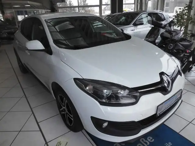 Photo 1 : Renault Megane 2015 Petrol