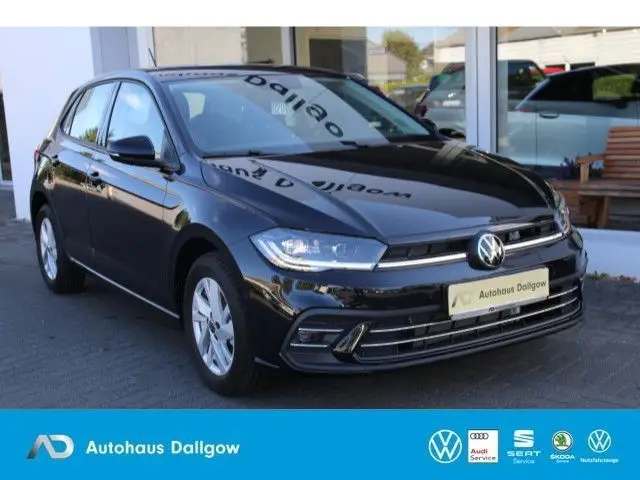 Photo 1 : Volkswagen Polo 2023 Petrol