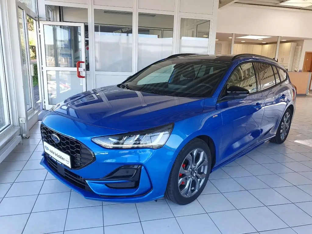 Photo 1 : Ford Focus 2023 Petrol