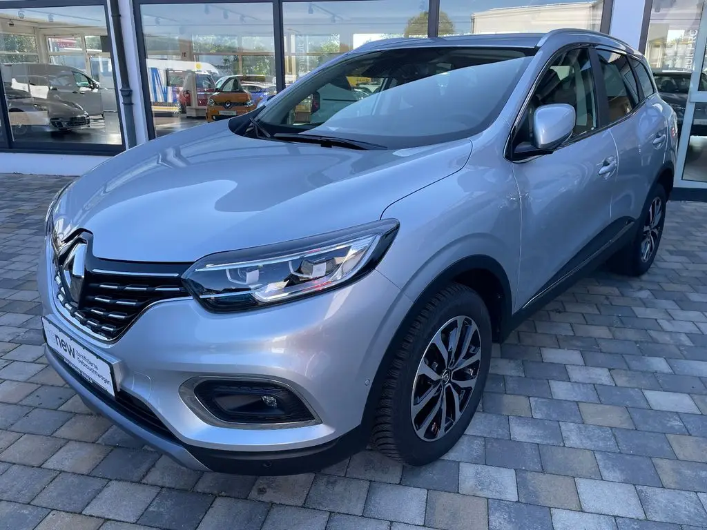 Photo 1 : Renault Kadjar 2022 Petrol