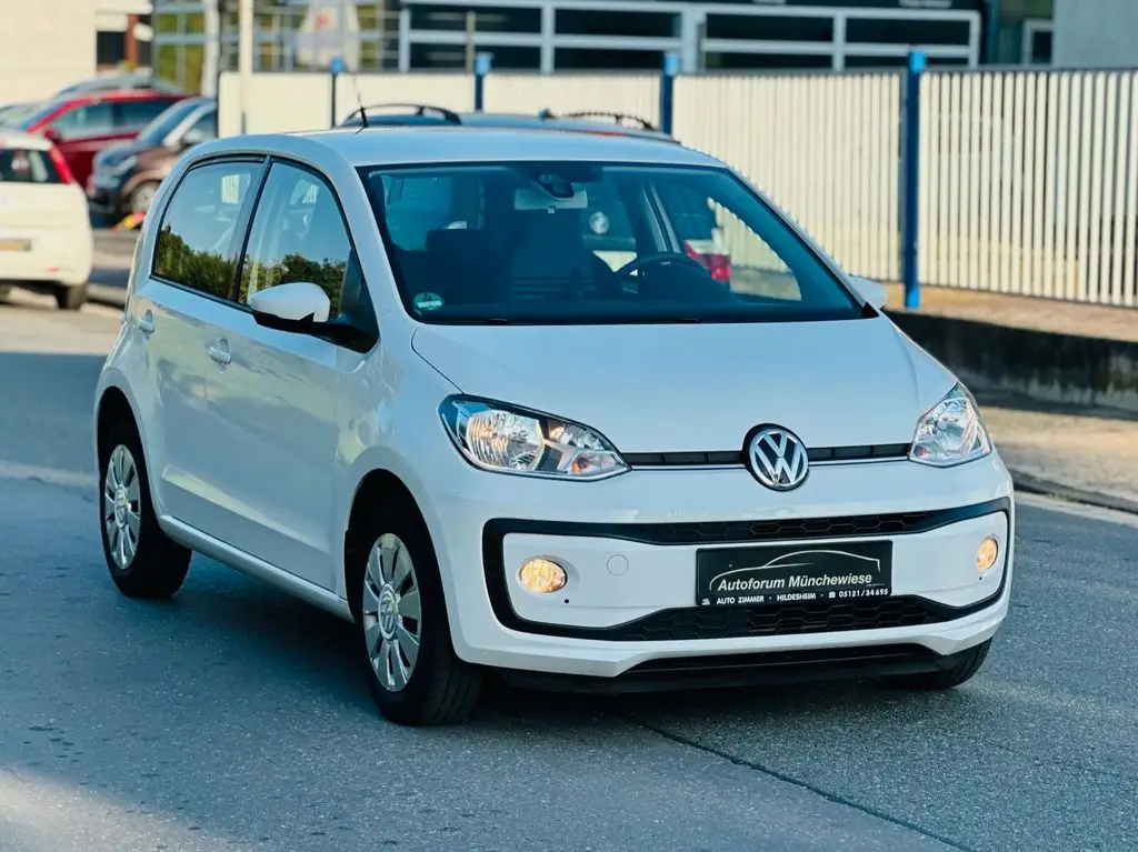 Photo 1 : Volkswagen Up! 2017 Petrol