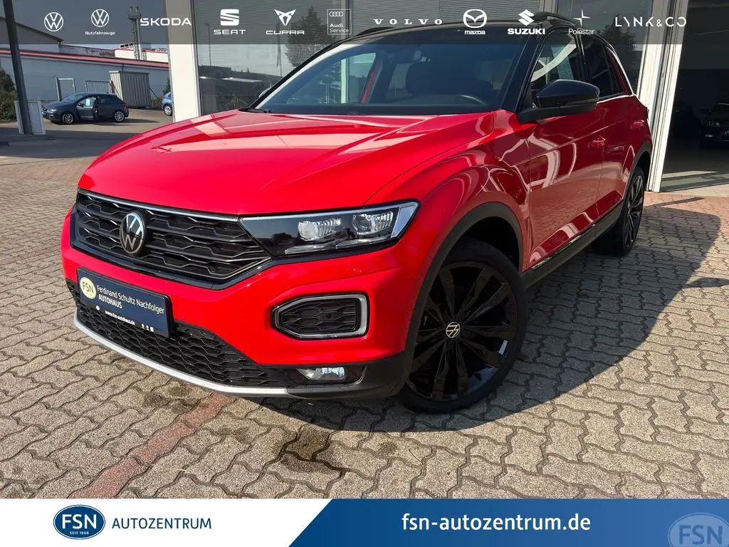 Photo 1 : Volkswagen T-roc 2022 Petrol