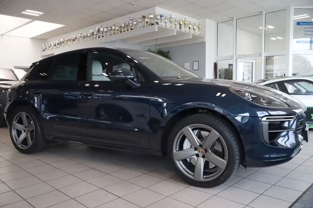 Photo 1 : Porsche Macan 2019 Petrol