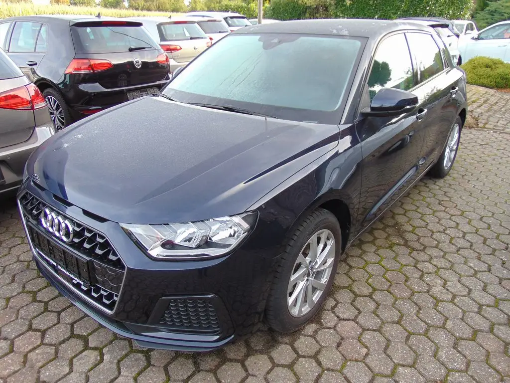 Photo 1 : Audi A1 2019 Petrol