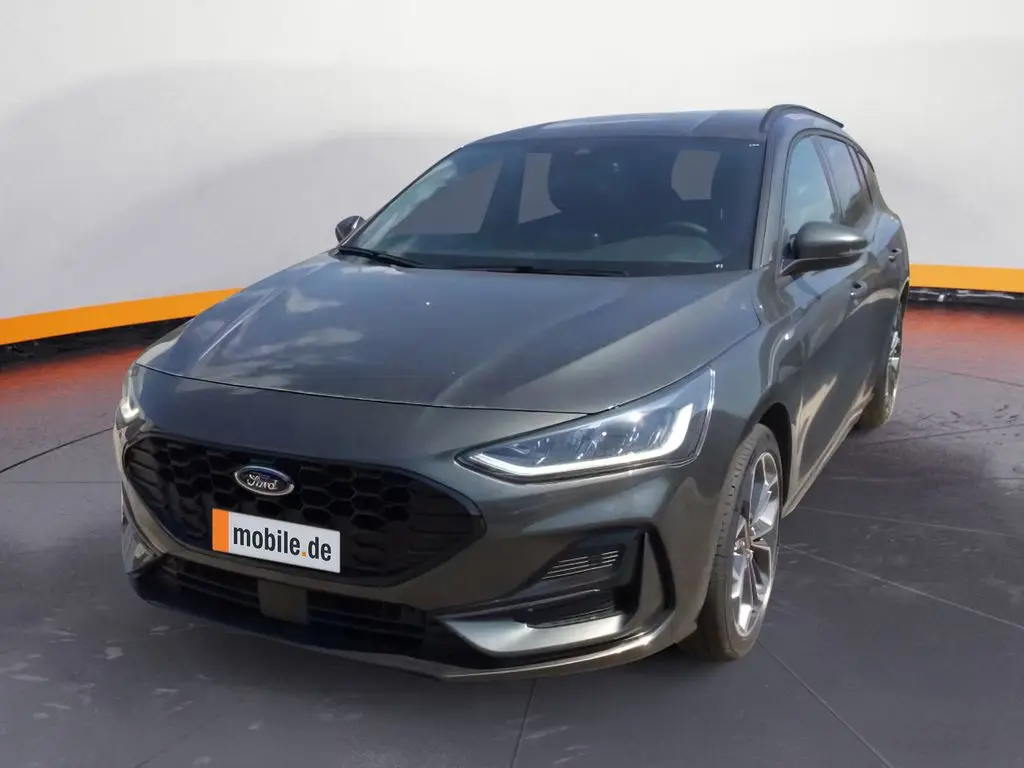 Photo 1 : Ford Focus 2022 Petrol