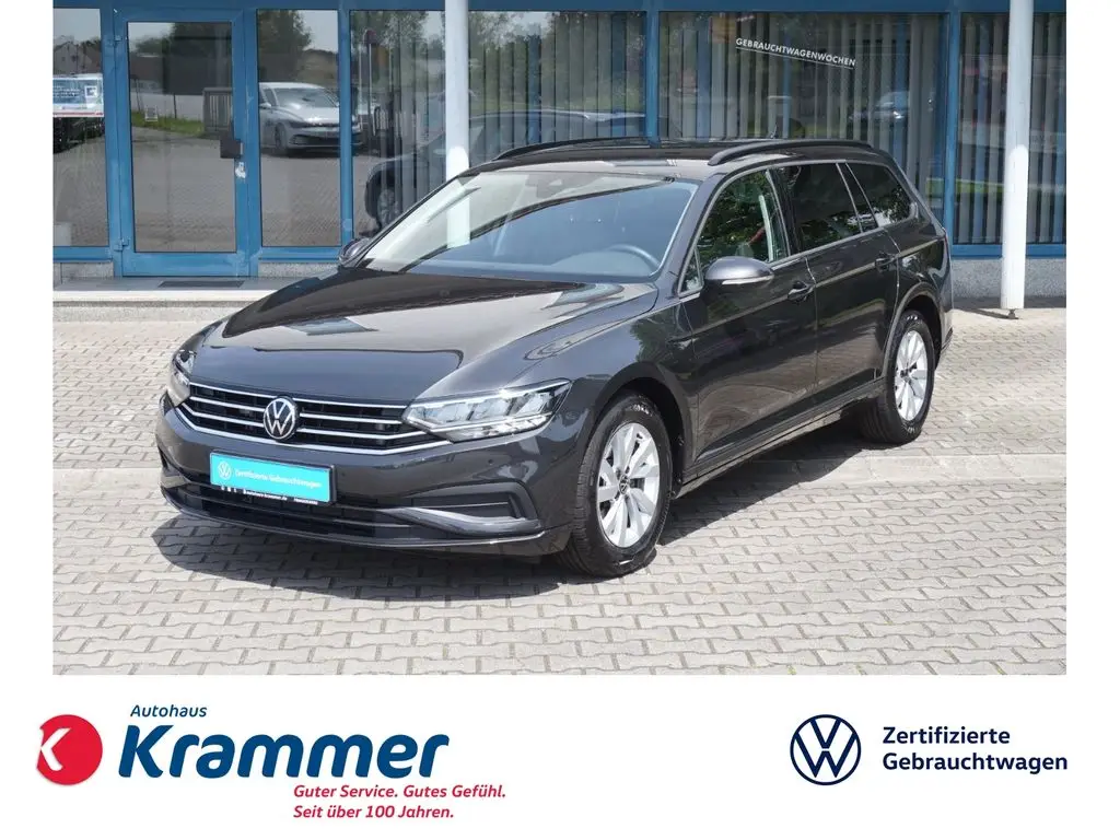 Photo 1 : Volkswagen Passat 2023 Essence