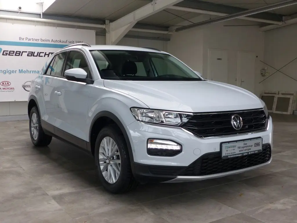 Photo 1 : Volkswagen T-roc 2022 Petrol