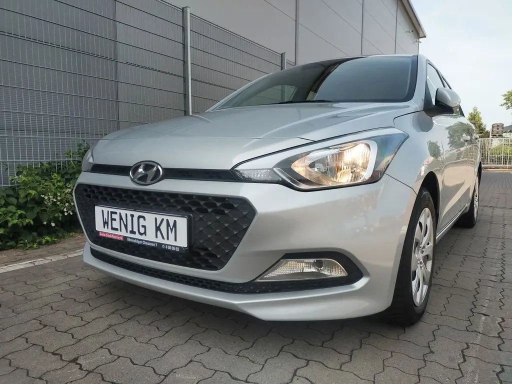 Photo 1 : Hyundai I20 2016 Essence