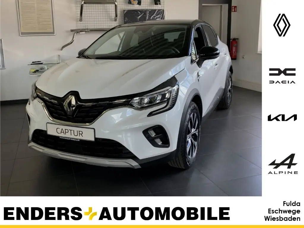 Photo 1 : Renault Captur 2023 Essence