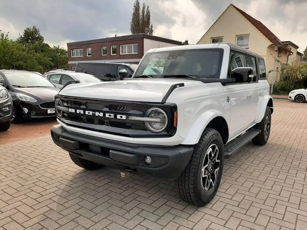 Photo 1 : Ford Bronco 2024 Essence