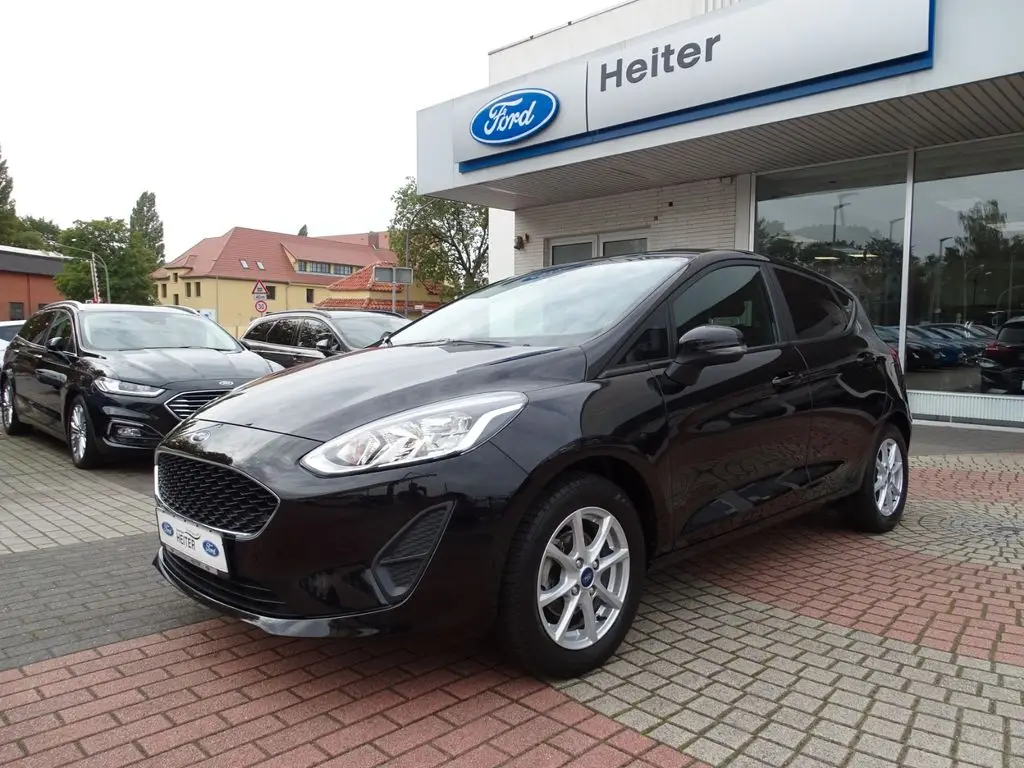 Photo 1 : Ford Fiesta 2021 Petrol