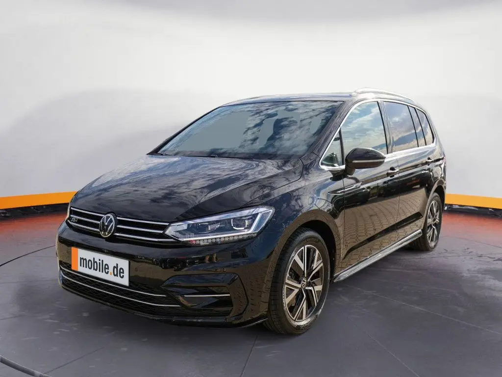 Photo 1 : Volkswagen Touran 2024 Petrol