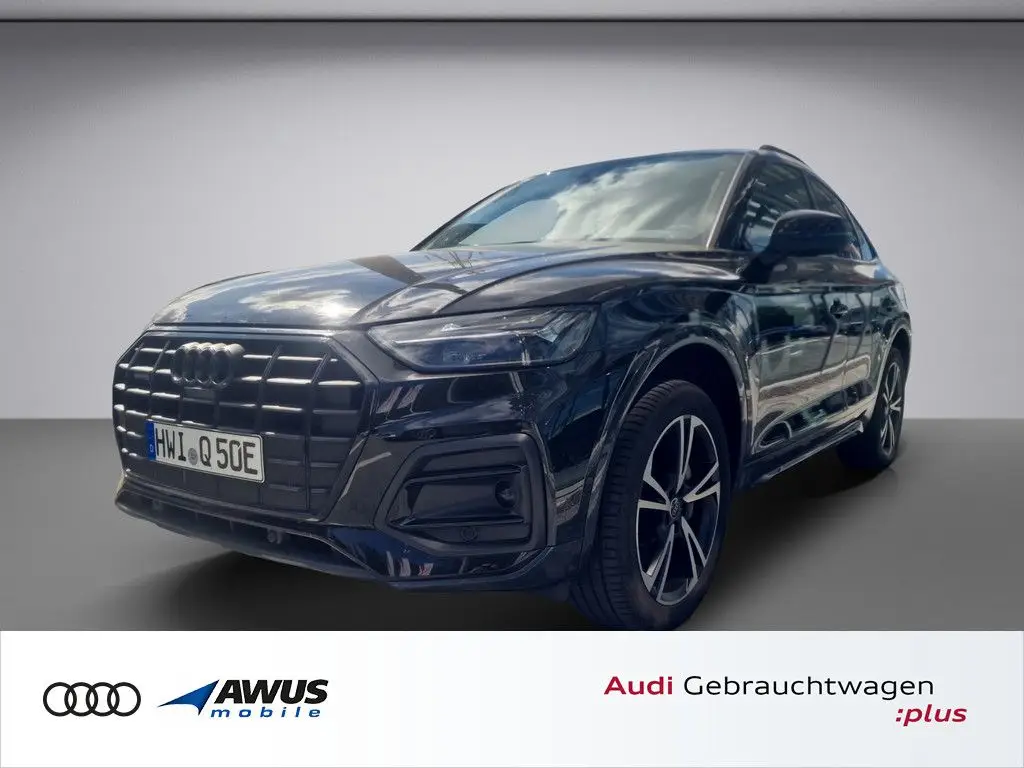 Photo 1 : Audi Q5 2022 Petrol