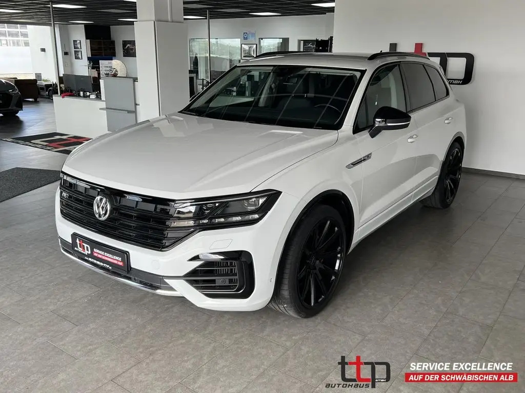 Photo 1 : Volkswagen Touareg 2019 Petrol