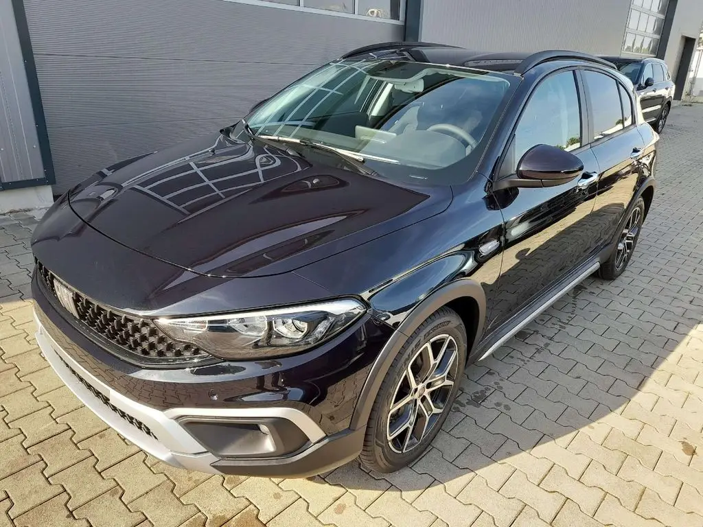 Photo 1 : Fiat Tipo 2024 Essence