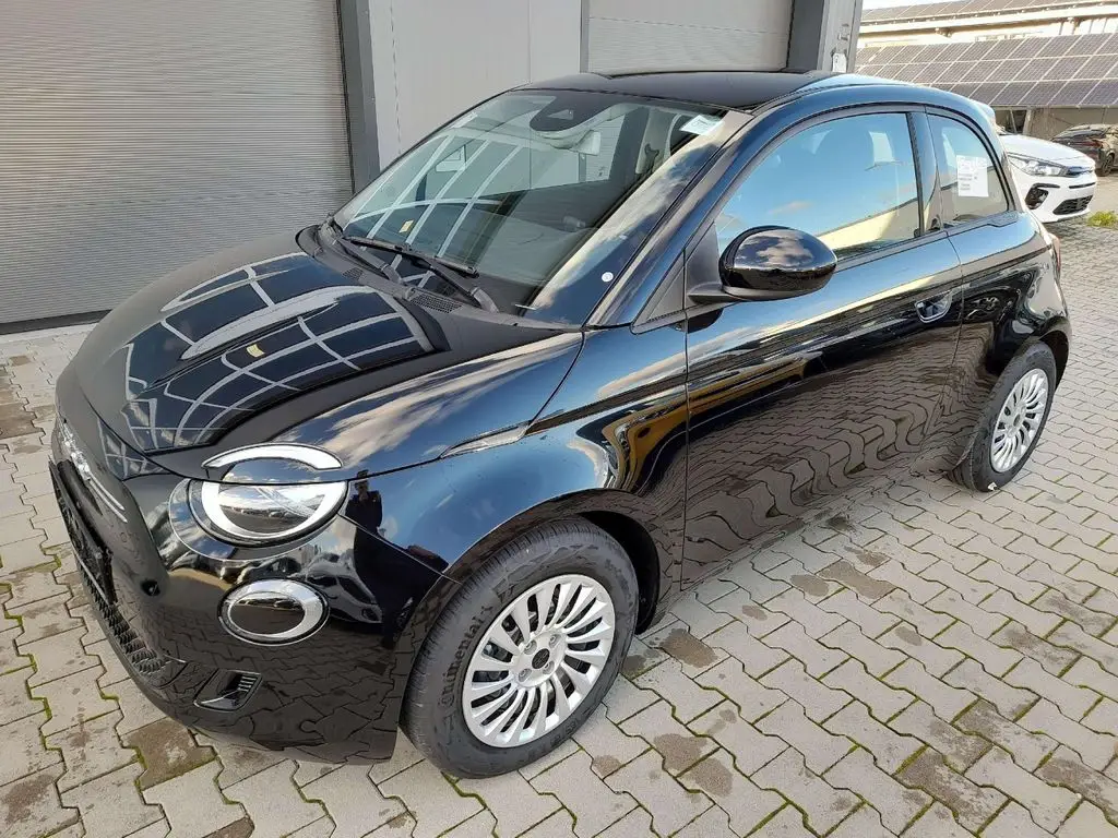 Photo 1 : Fiat 500 2023 Non renseigné