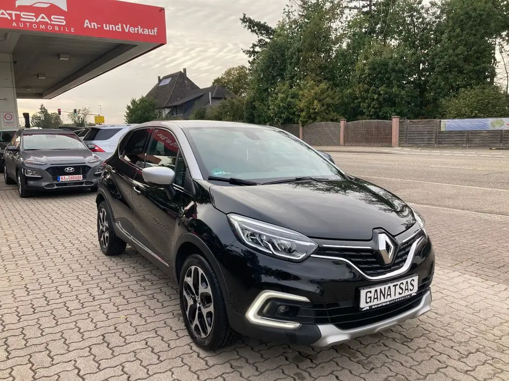 Photo 1 : Renault Captur 2017 Petrol