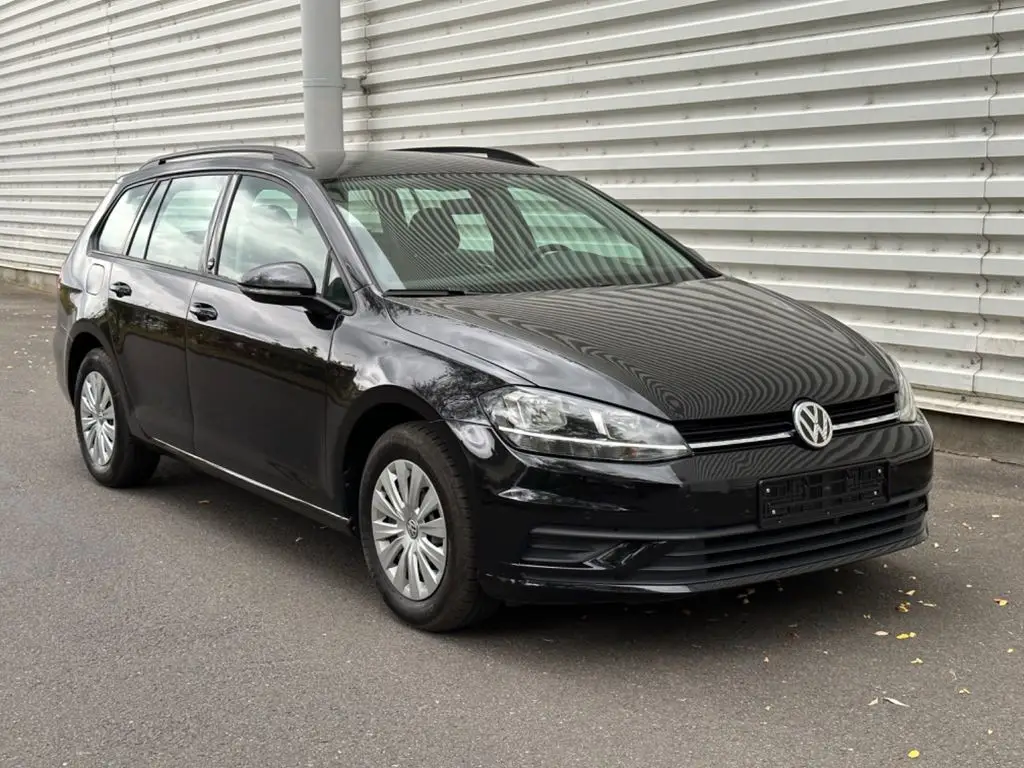 Photo 1 : Volkswagen Golf 2019 Diesel