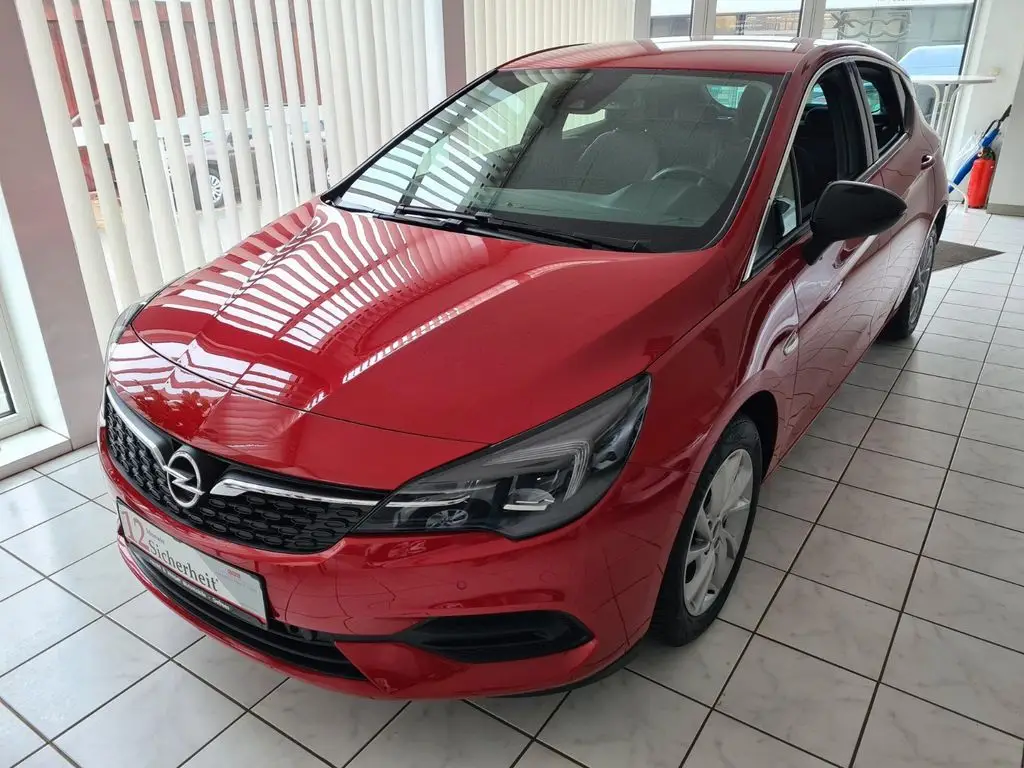 Photo 1 : Opel Astra 2021 Essence